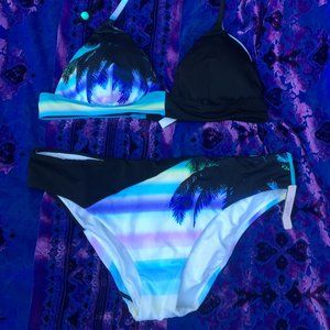 Victoria's Secret Palm Tree Triangle Hipster Bikini Size Large NWT